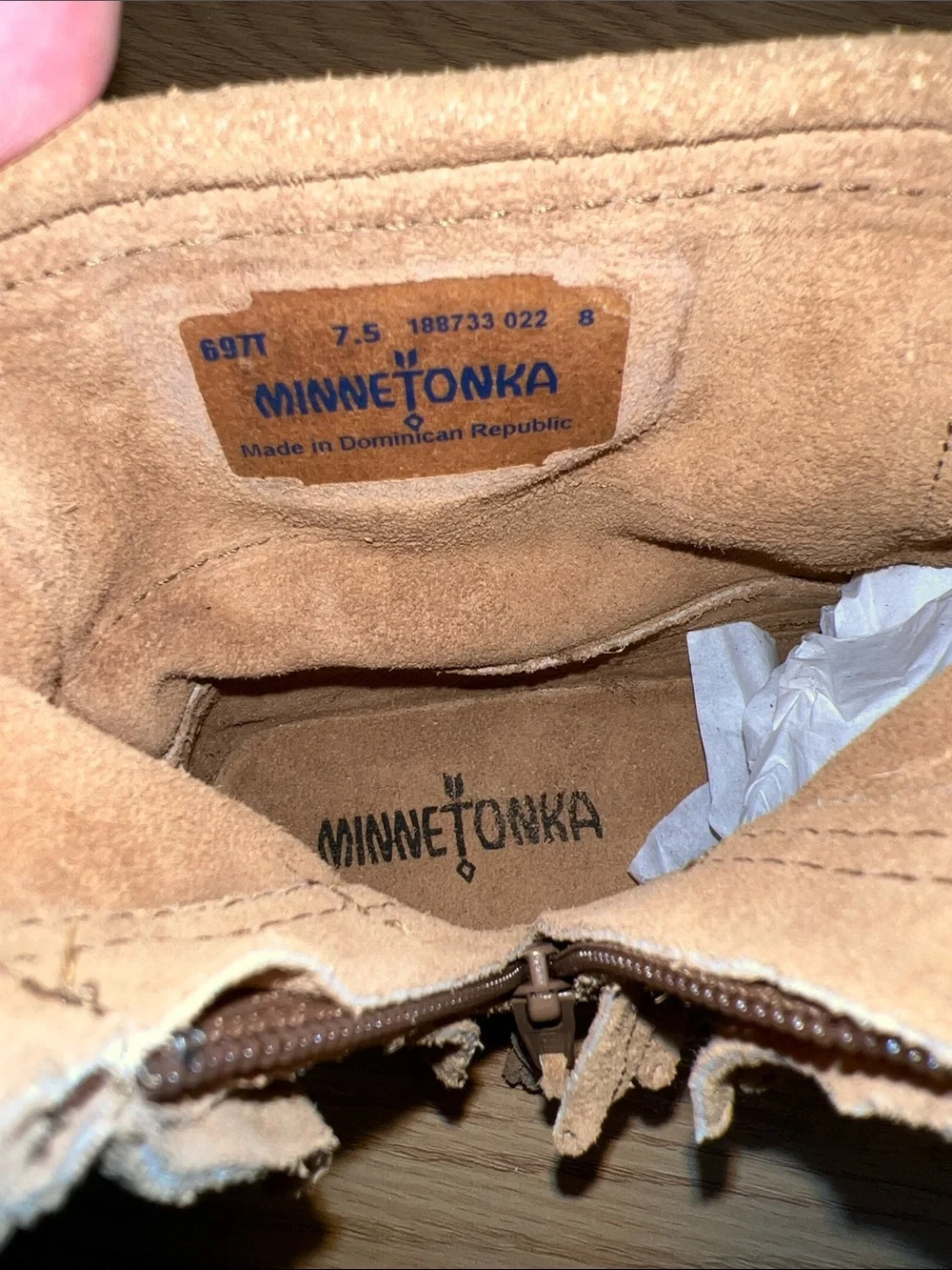 NIB Minnetonka Double Fringe Taupe Suede Boot with studded accents US 7.5